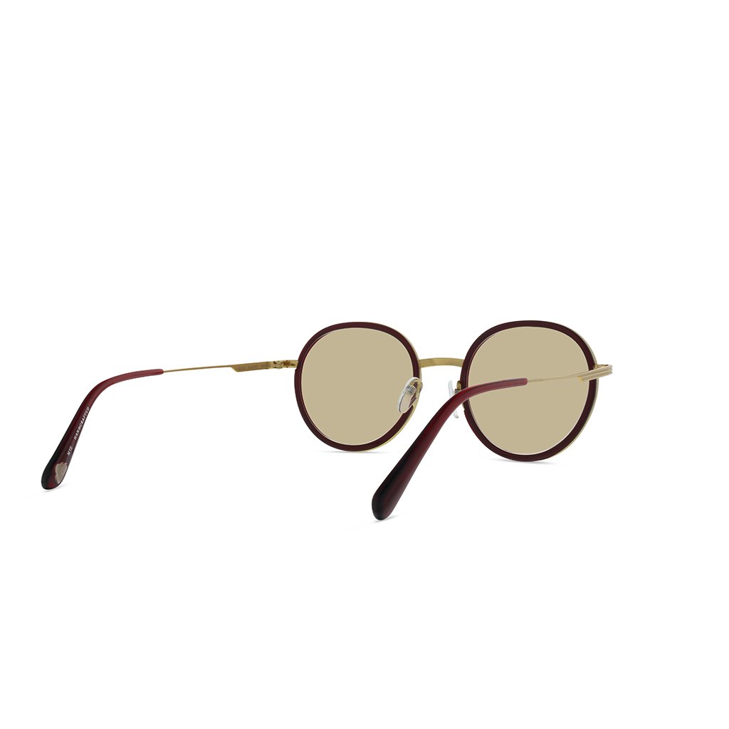 Gold-Garnet-glass-photo-brown-1