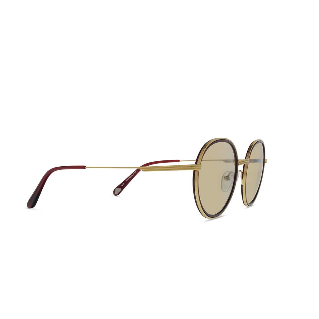 Gold-Garnet-glass-photo-brown-1