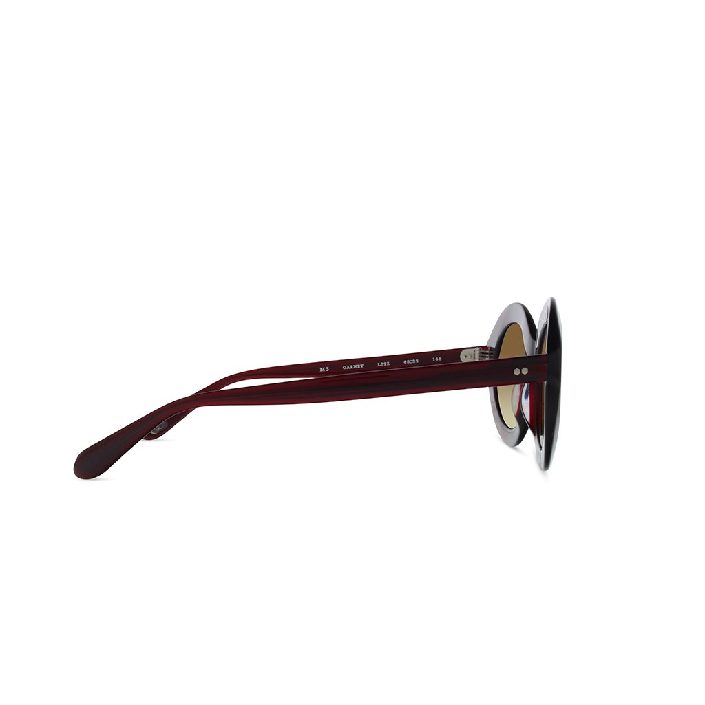 Garnet-brown-gradient
