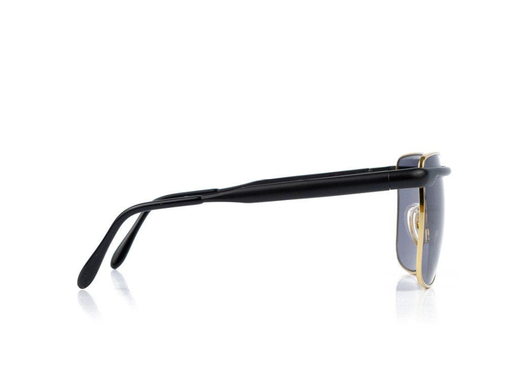 Gold-Black-demo