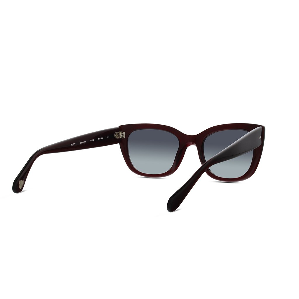 Garnet-grey-gradient-1