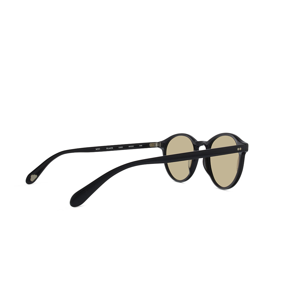 Garnet-glass-brown-1