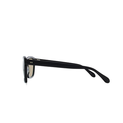 Black-glass-photo-brown